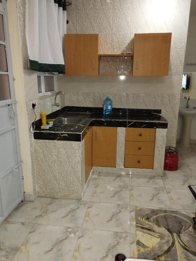 Divine Studio Bed & Breakfast Mombasa Dış mekan fotoğraf